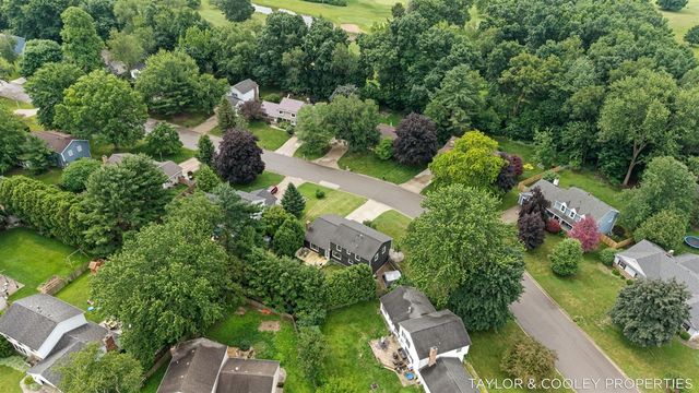 6269 Eagle Ridge Drive, Kalamazoo, MI 49004