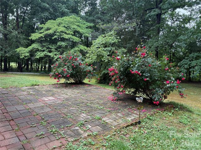 580 Legion Road, Lenoir, NC 28645
