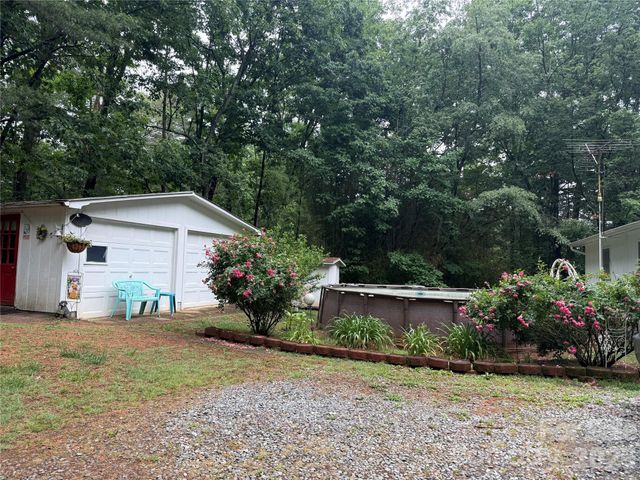 580 Legion Road, Lenoir, NC 28645