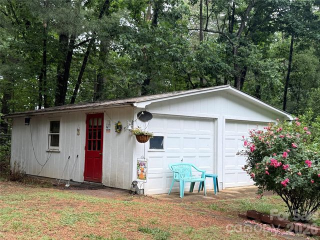 580 Legion Road, Lenoir, NC 28645