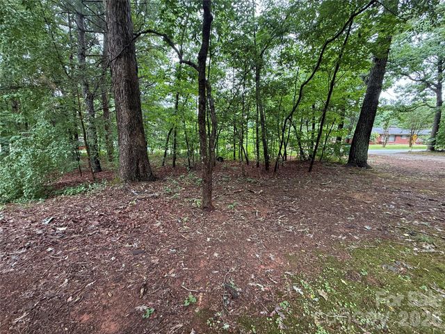 580 Legion Road, Lenoir, NC 28645