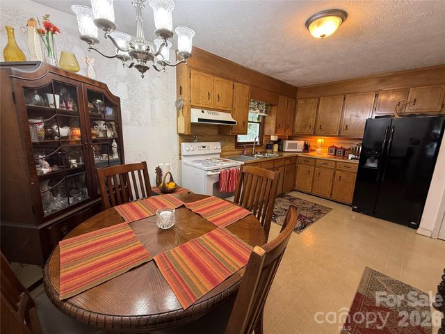 580 Legion Road, Lenoir, NC 28645