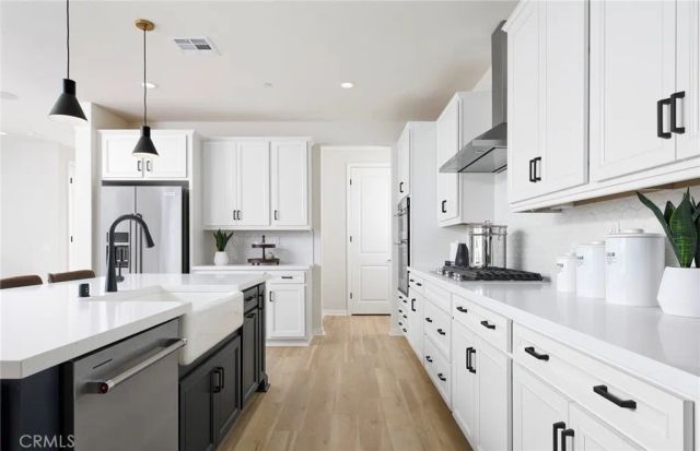 25088 Greythorne Drive, Menifee, CA 92586