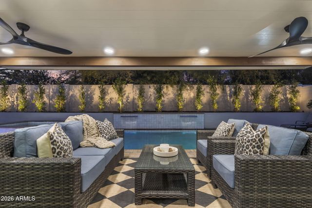 5450 E Paradise Lane, Scottsdale, AZ 85254