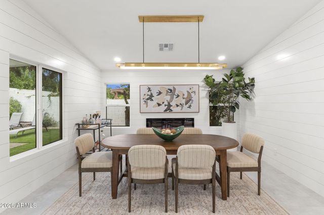 5450 E Paradise Lane, Scottsdale, AZ 85254