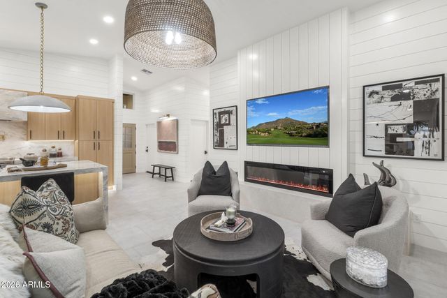 5450 E Paradise Lane, Scottsdale, AZ 85254