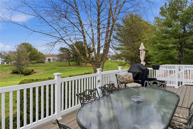 20 Kate Circle, Middle Island, NY 11953