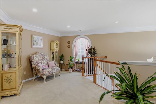 20 Kate Circle, Middle Island, NY 11953