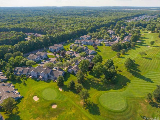 20 Kate Circle, Middle Island, NY 11953