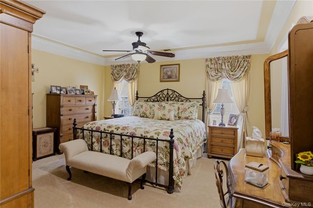 20 Kate Circle, Middle Island, NY 11953