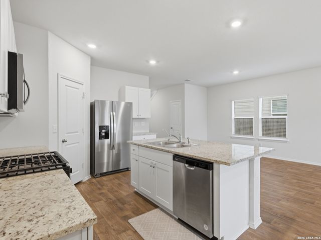 3260 ONION CRK, San Antonio, TX 78245