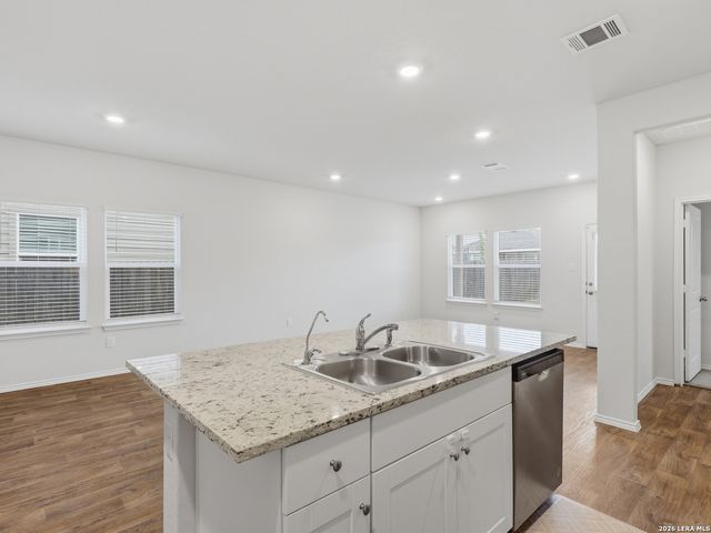 3260 ONION CRK, San Antonio, TX 78245