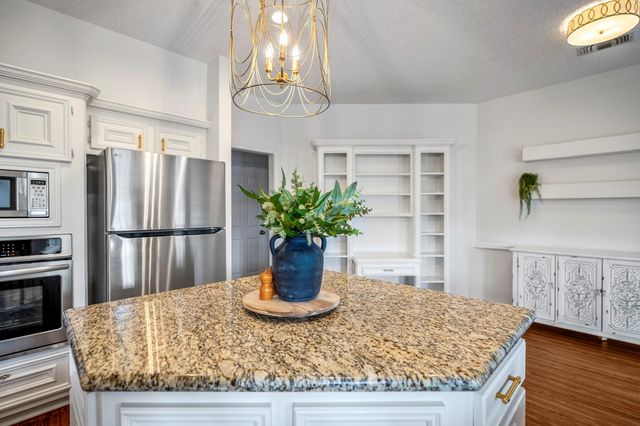 3302 La Reforma Boulevard, Baytown, TX 77521