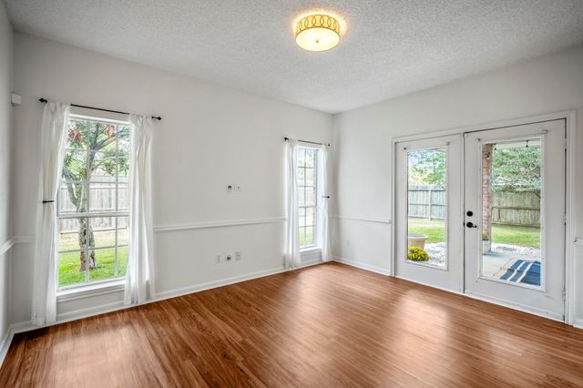 3302 La Reforma Boulevard, Baytown, TX 77521