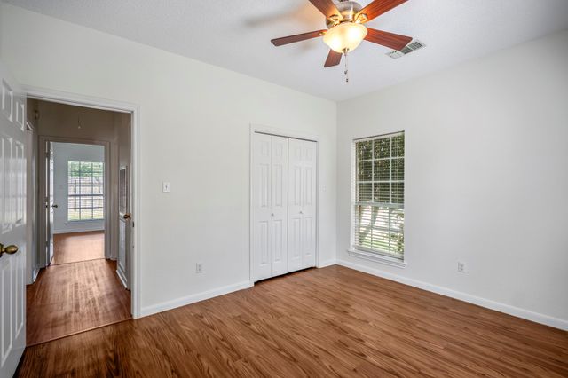 3302 La Reforma Boulevard, Baytown, TX 77521