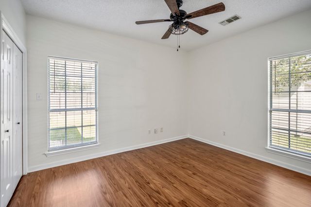 3302 La Reforma Boulevard, Baytown, TX 77521