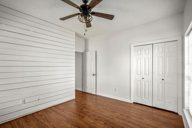 3302 La Reforma Boulevard, Baytown, TX 77521