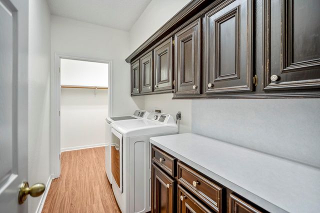 3302 La Reforma Boulevard, Baytown, TX 77521