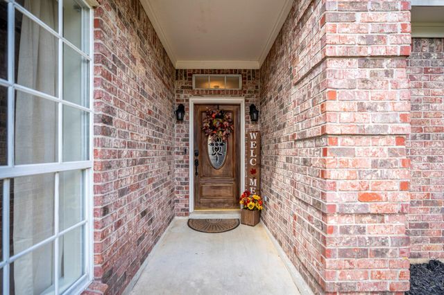 3302 La Reforma Boulevard, Baytown, TX 77521