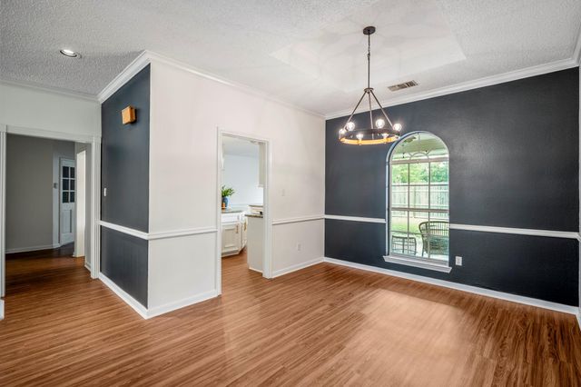 3302 La Reforma Boulevard, Baytown, TX 77521