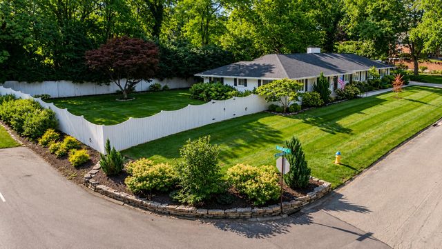 601 Westchester Park Drive 601 Westchester Park Drive, Springfield, OH 45504