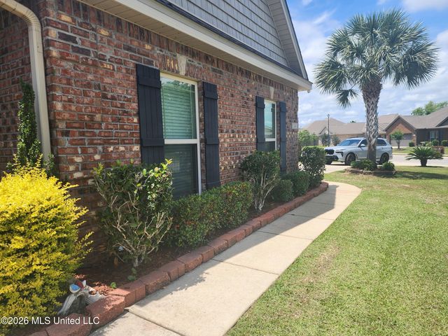 10481 Chapelwood Drive, Gulfport, MS 39503