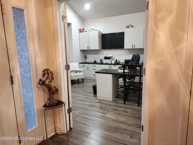 10481 Chapelwood Drive, Gulfport, MS 39503