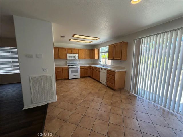 995 Starlight Lane, San Marcos, CA 92078