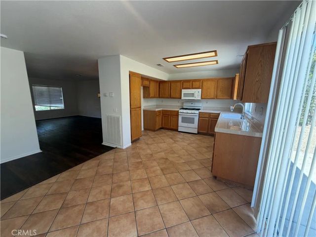 995 Starlight Lane, San Marcos, CA 92078