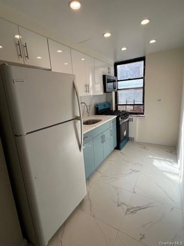 98-76 Queens Boulevard 6H, Rego Park, NY 11374