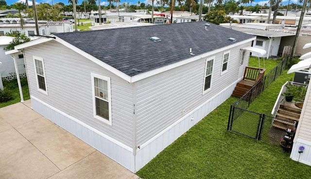 8516 SW 17th Court, Davie, FL 33324
