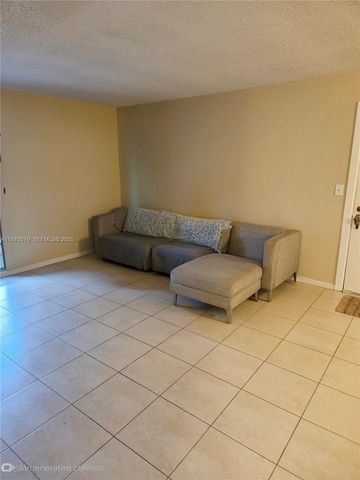 411 Executive Center Drive 209, West Palm Beach, FL 33401