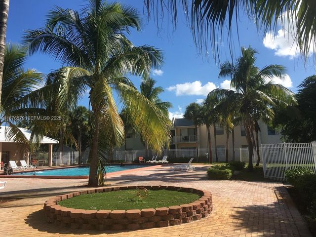 411 Executive Center Drive 209, West Palm Beach, FL 33401