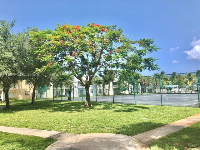 411 Executive Center Drive 209, West Palm Beach, FL 33401