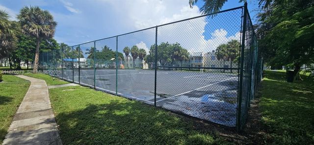 411 Executive Center Drive 209, West Palm Beach, FL 33401