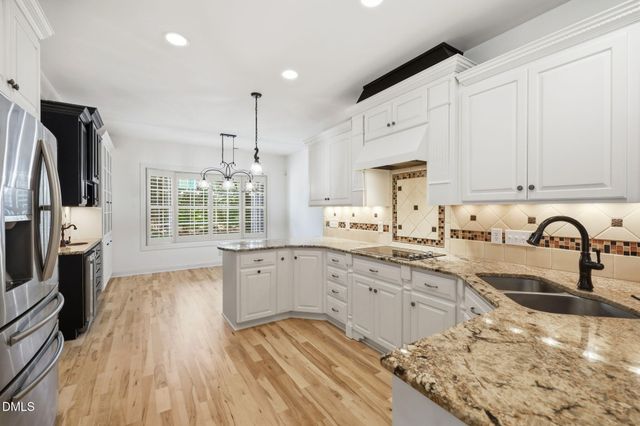 6721 Wavcott Drive, Fuquay Varina, NC 27526