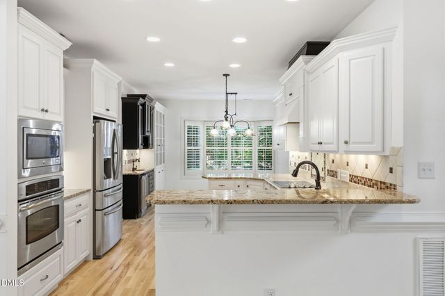 6721 Wavcott Drive, Fuquay Varina, NC 27526
