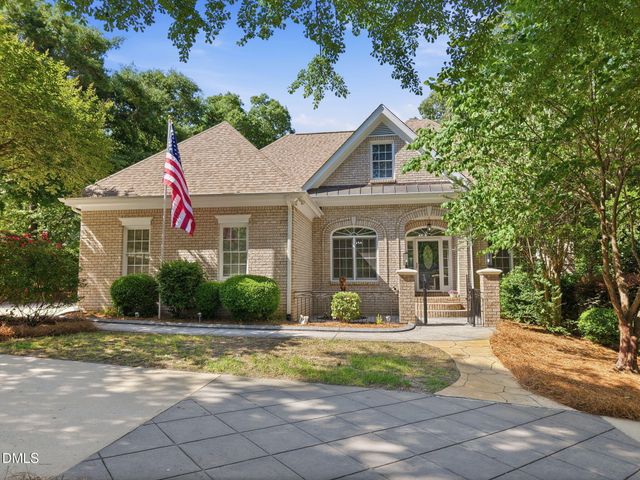 6721 Wavcott Drive, Fuquay Varina, NC 27526