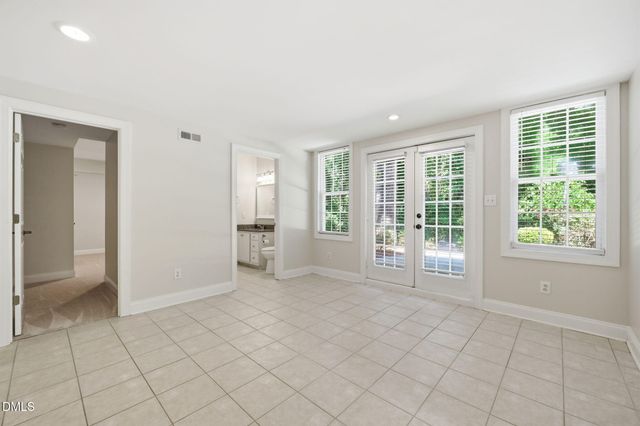 6721 Wavcott Drive, Fuquay Varina, NC 27526