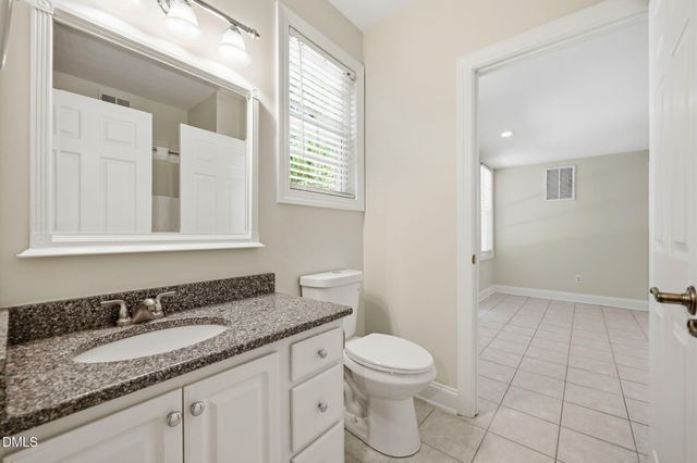 6721 Wavcott Drive, Fuquay Varina, NC 27526