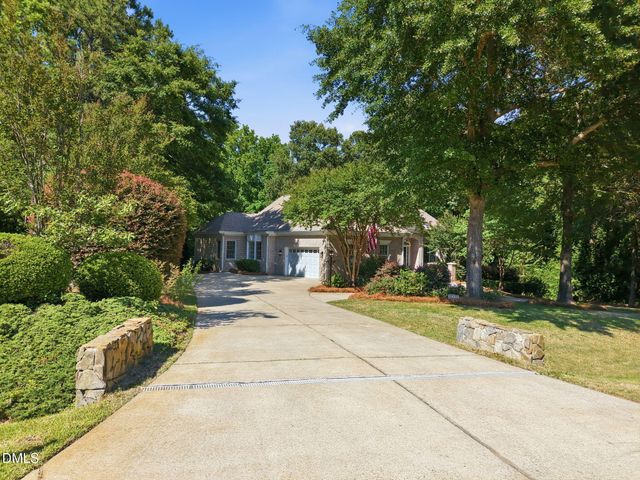 6721 Wavcott Drive, Fuquay Varina, NC 27526
