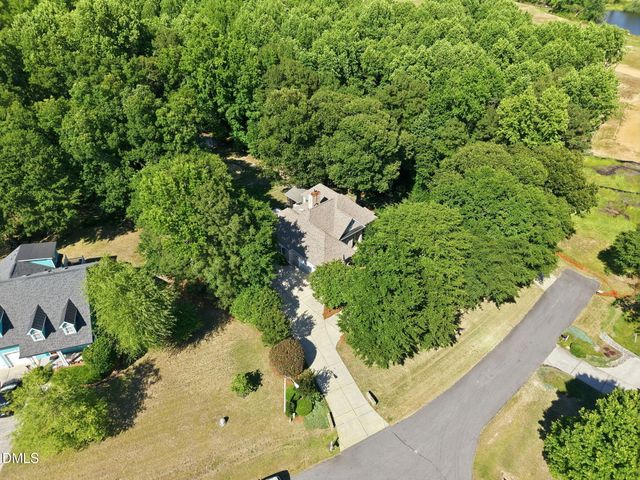 6721 Wavcott Drive, Fuquay Varina, NC 27526