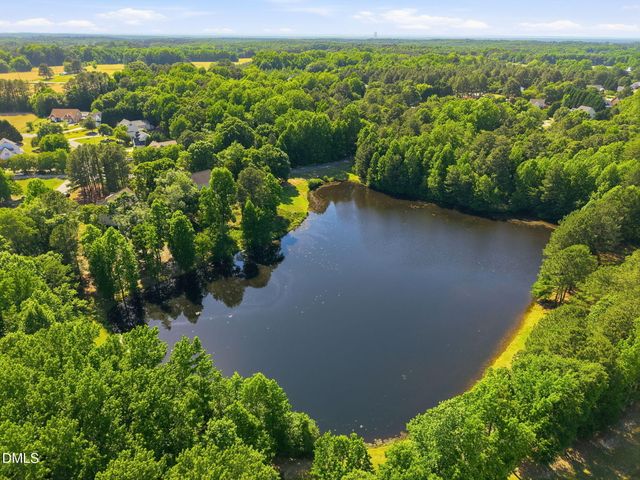 6721 Wavcott Drive, Fuquay Varina, NC 27526