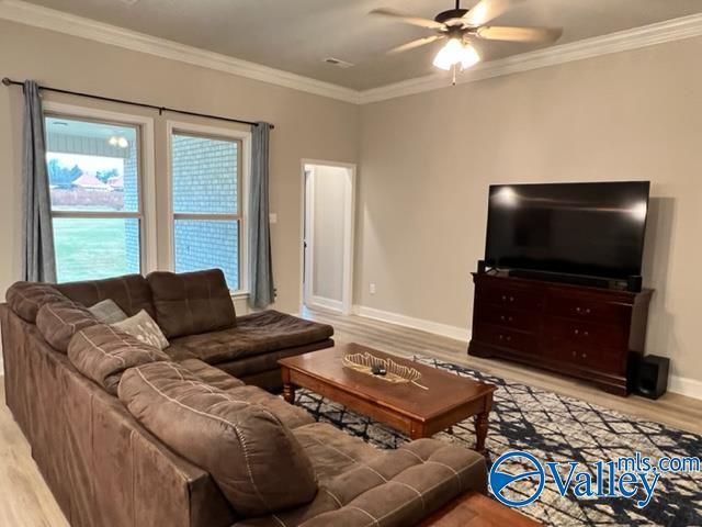 136 Gardencove Circle, Huntsville, AL 35810