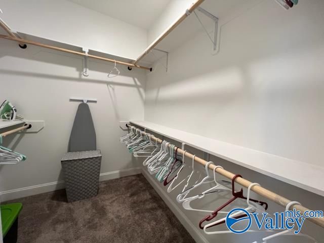 136 Gardencove Circle, Huntsville, AL 35810