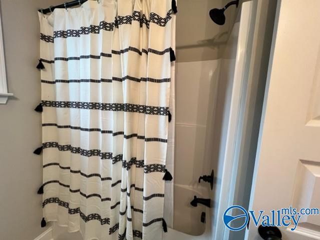136 Gardencove Circle, Huntsville, AL 35810
