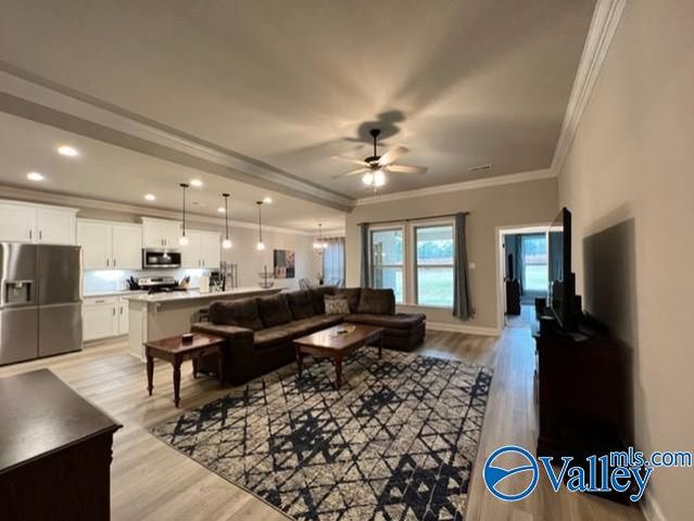 136 Gardencove Circle, Huntsville, AL 35810