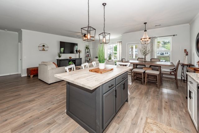 2022 Lanneau Lane, Johns Island, SC 29455