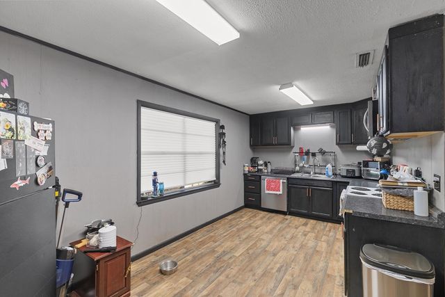 210 Bauman, Ashford, AL 36312