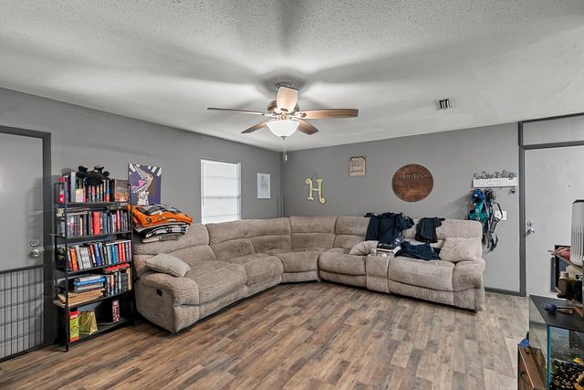 210 Bauman, Ashford, AL 36312